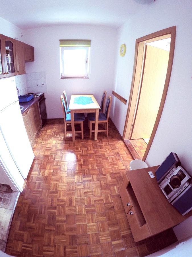 Blue City Apartment'S Repic 비오그라드나모루 외부 사진